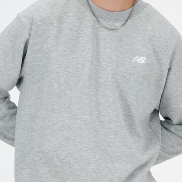 new balance Sweatshirt in Grey