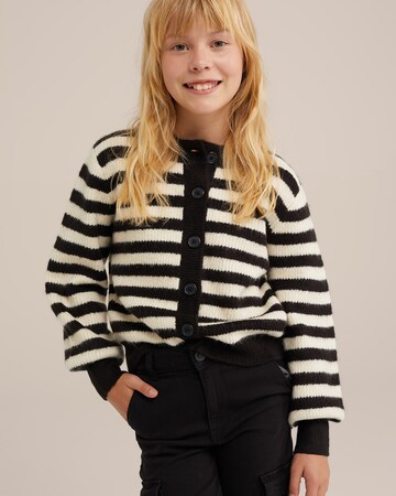 WE Fashion Kardigan – černá: přední strana