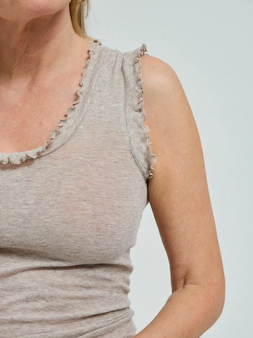 Seamless Basic Top 'Flounce' in Beige
