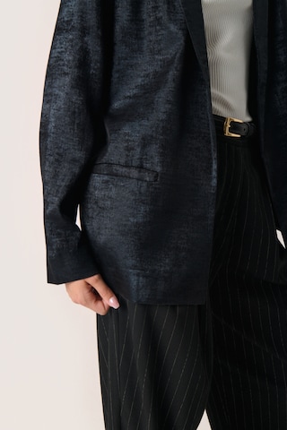 Blazer 'Elvie Ronya ' SOAKED IN LUXURY en noir
