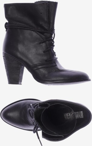 Pier One Stiefelette 37 in Schwarz: predná strana