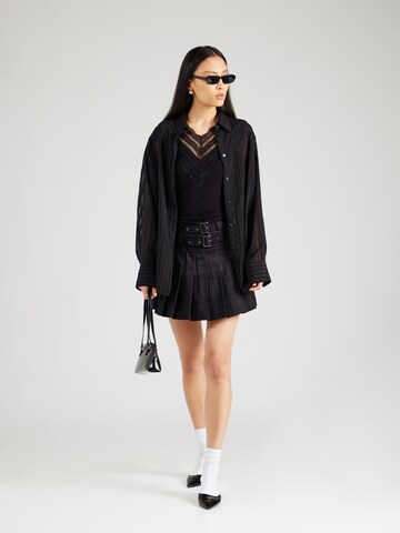 Maglietta di YAS in nero