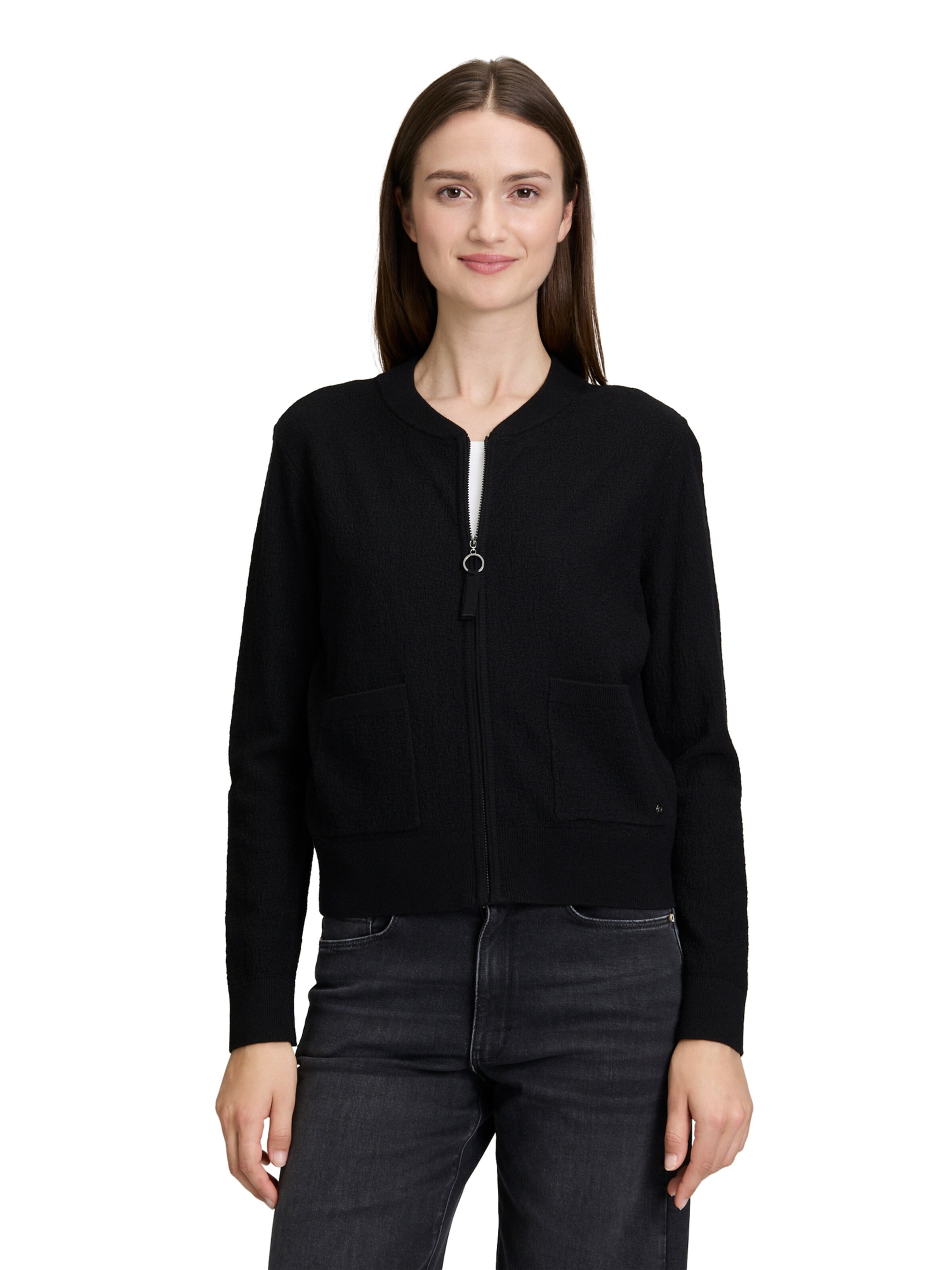 Betty & Co Strickjacke in Schwarz: Vorderseite