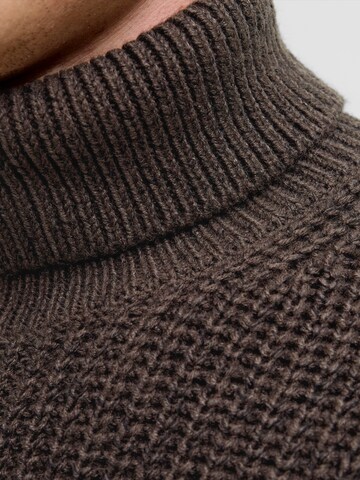 JACK & JONES Pullover 'JORBLEECKER' i brun