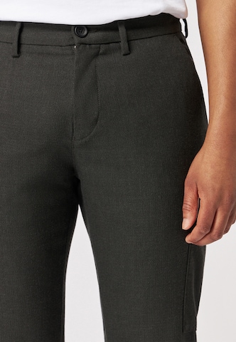 Regular Pantalon cargo ROY ROBSON en gris