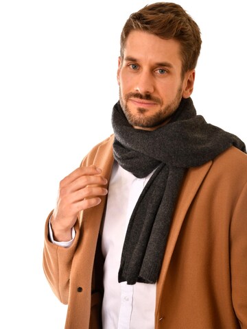 MayTree Scarf in Grey