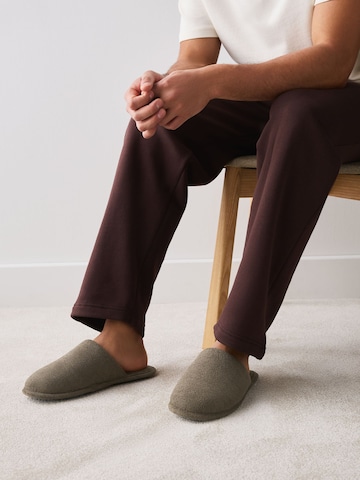 Pantoufle Next en gris