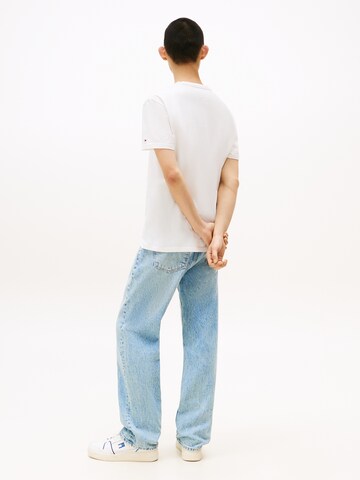 Tommy Jeans Tričko - Biela: zadná strana