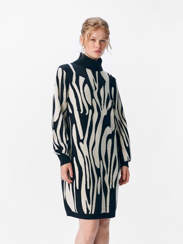 Robe 'RAY' OBJECT en noir : devant