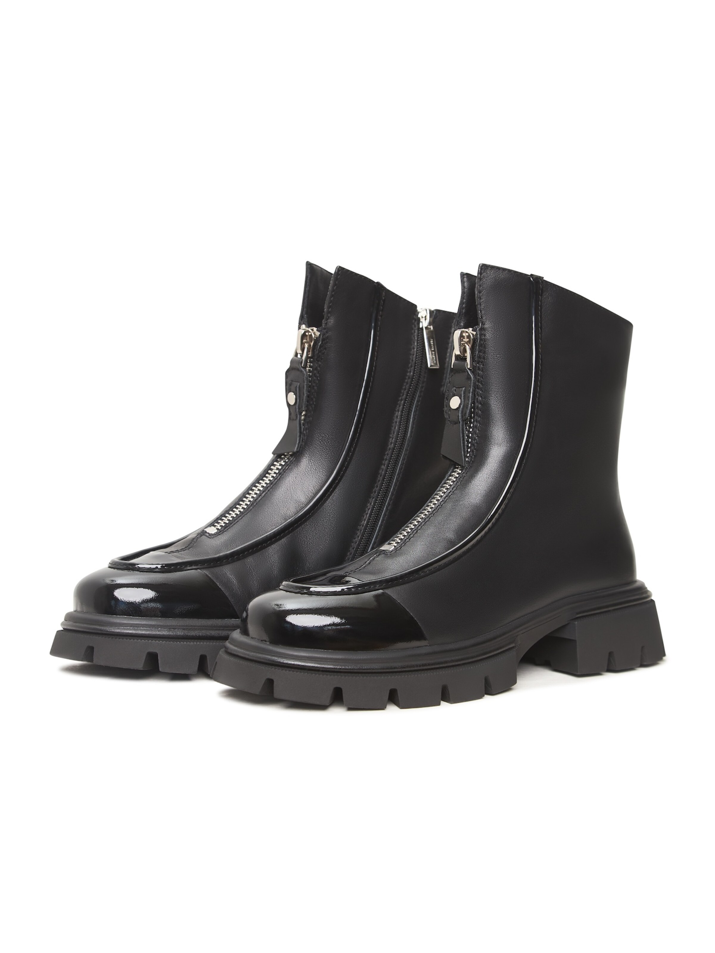 CESARE GASPARI Ankle Boots in Black