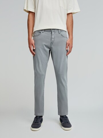 Scalpers Regular Pants in Grey: front
