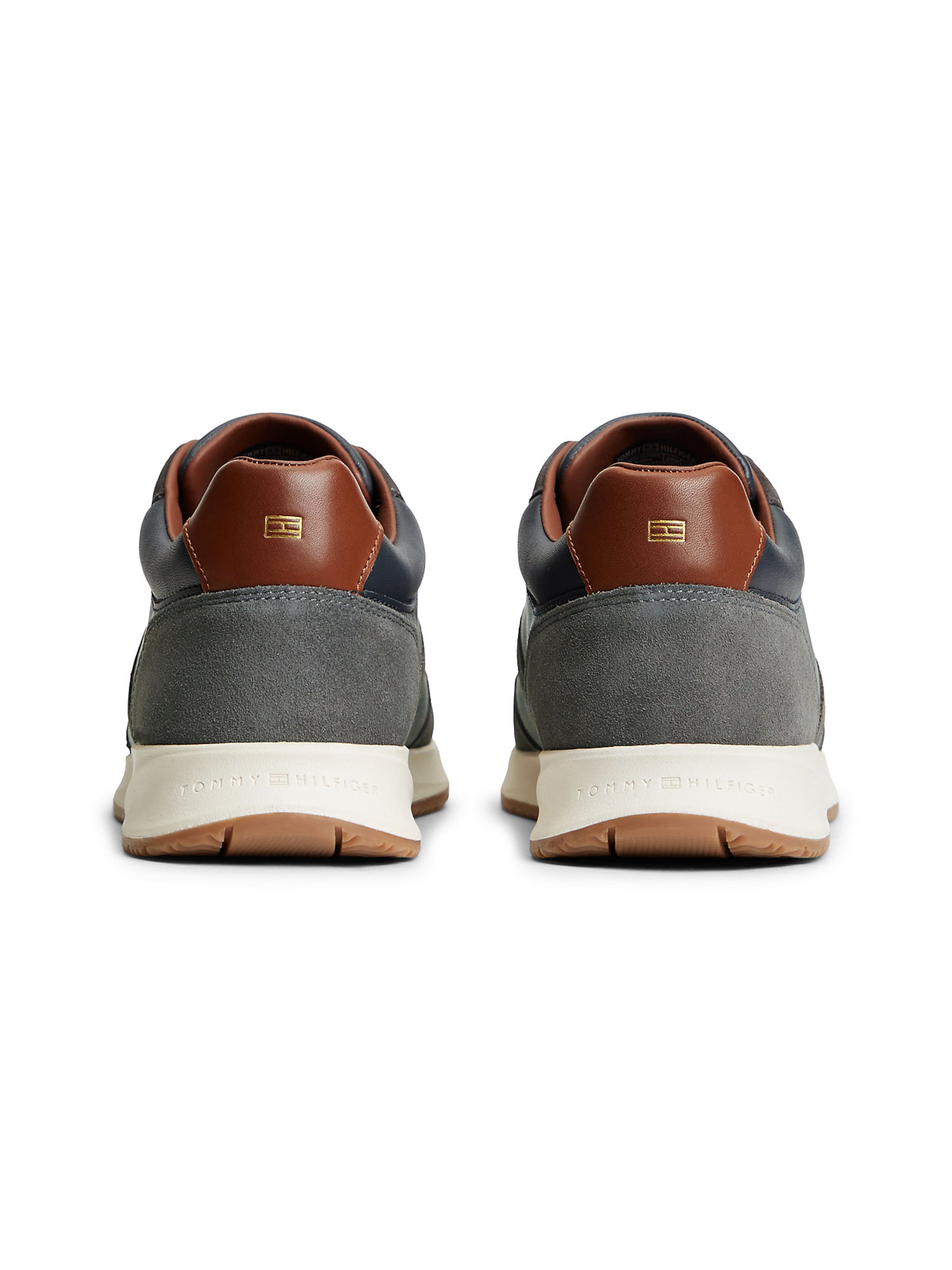 TOMMY HILFIGER Sneaker in Blau