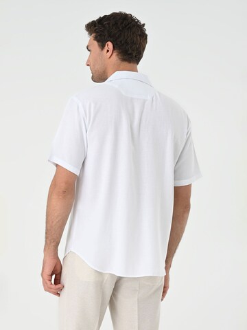 Antioch Regular fit Button Up Shirt in White