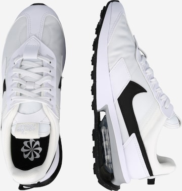 Nike Sportswear Låg sneaker 'Air Max Pre-Day' i vit