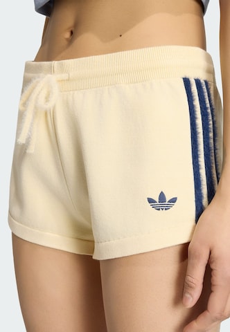 ADIDAS ORIGINALS - regular Pantalón en beige