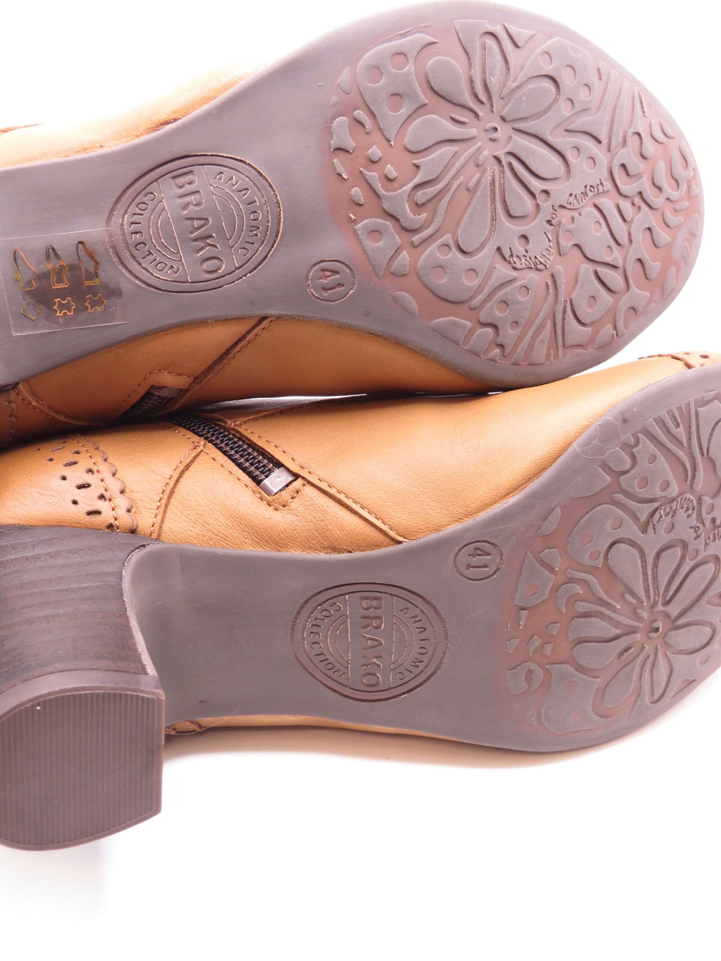 Ankle boots 'Mago' di BRAKO in beige
