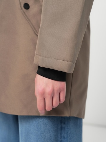 pilka ONLY Žieminė parka 'ONLJULIE'