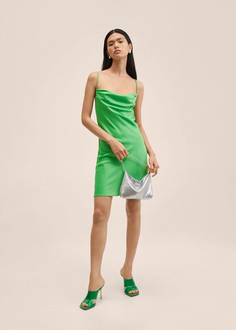 MANGO Koktejlové šaty 'Lupe' – zelená