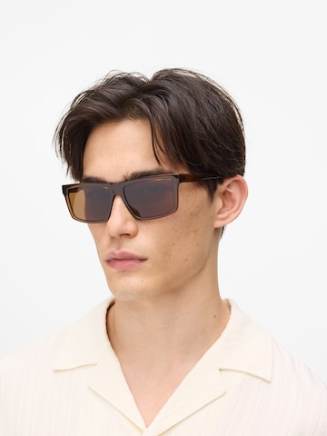 ruda Karl Lagerfeld Akiniai nuo saulės ' ELONGATED LOGO '