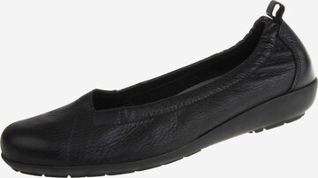 Natural Feet Ballet Flats 'Polina' in Black: front