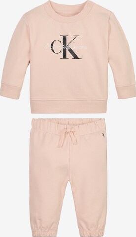 Calvin Klein Jeans Sweatsuit in Pink: front