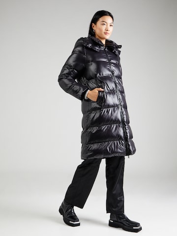 Canadian Classics Zimní kabát 'CHARLOTTE' – černá: přední strana