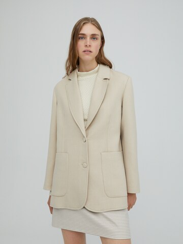 EDITED Blazers 'Roxanne' in Beige: voorkant