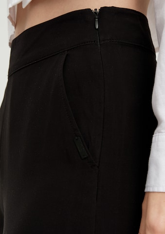 QS - Perna larga Calças em preto