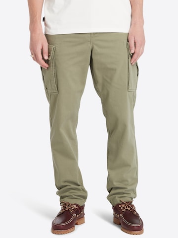 Loosefit Pantalon cargo TIMBERLAND en vert : devant