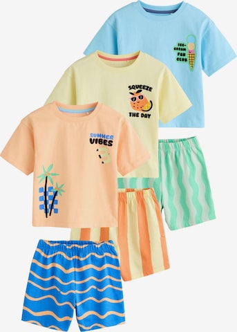 Next Yöpuku värissä sininen: etupuoli