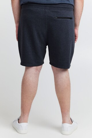 !Solid Regular Sweatshorts 'Taras' in Blau