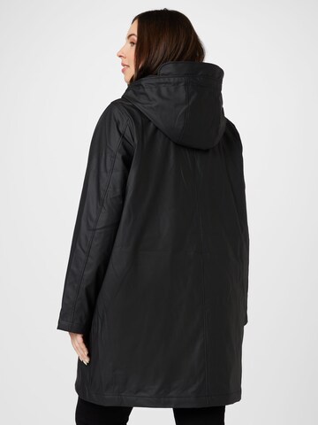 Vero Moda Curve Ανοιξιάτικο και φθινοπωρινό παλτό 'ASTA' σε μαύρο