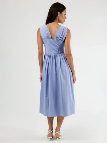 Robe Busem en bleu