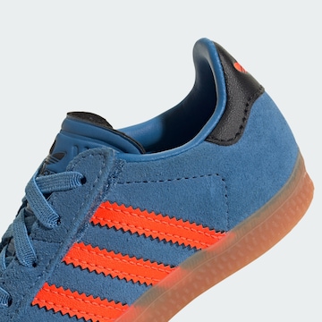 ADIDAS ORIGINALS - Sapatilhas 'Gazelle' em azul