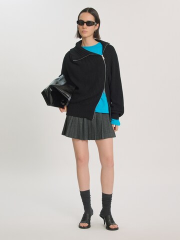 EDITED Strickjacke 'Bariah' in Schwarz: Vorderseite