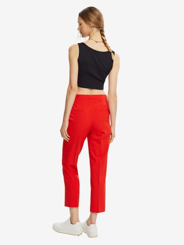 Regular Pantalon à plis ESPRIT en rouge