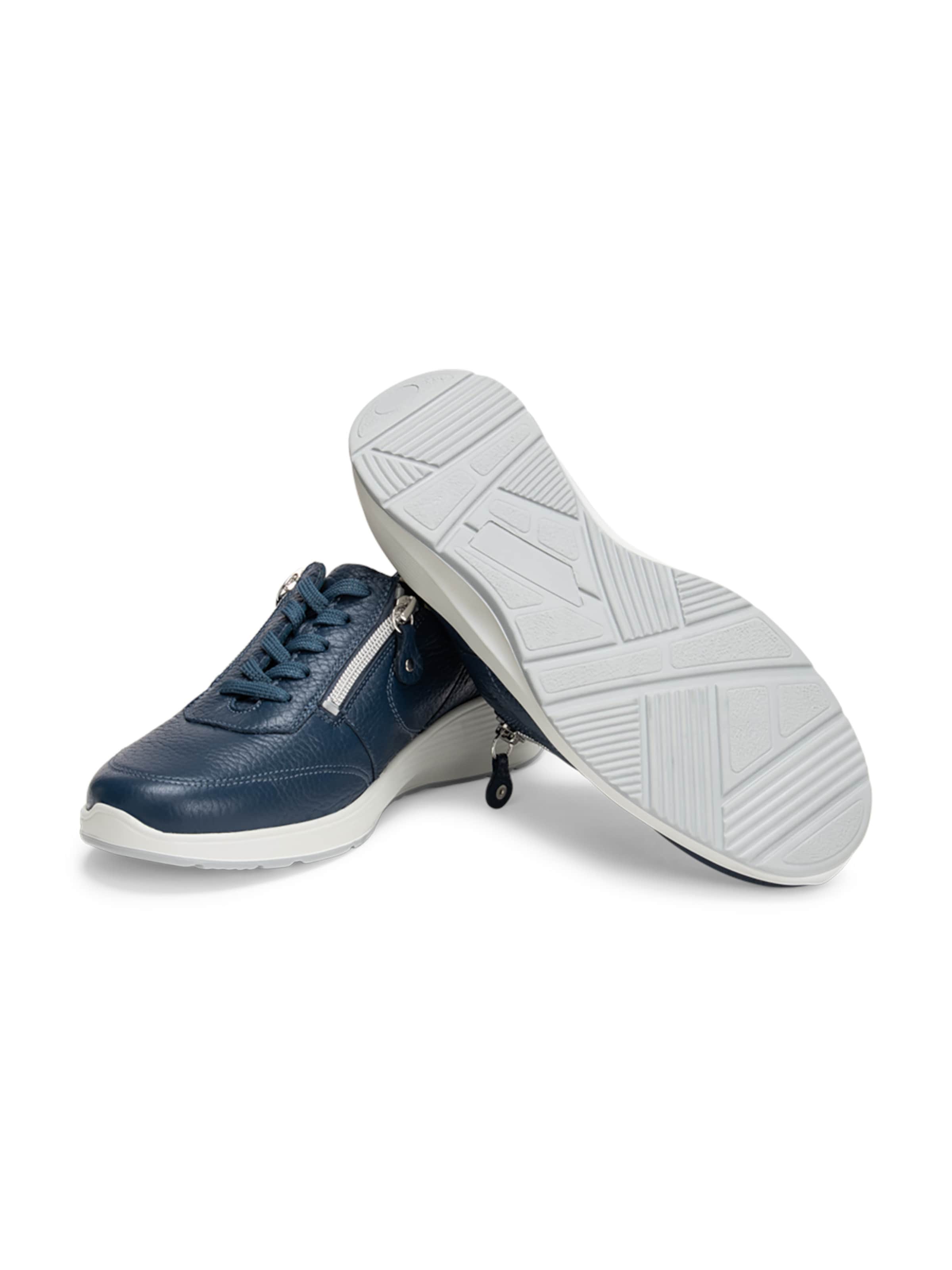 VITAFORM Sneakers in Blue