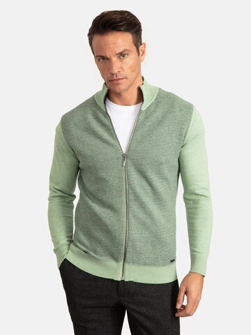 Jacey Quinn Knit cardigan in Green: front