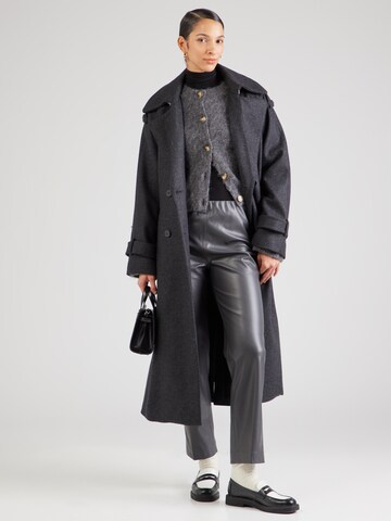 Regular Pantalon 'BY DAJA' b.young en gris