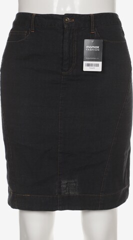hessnatur Skirt in XL in Black: front