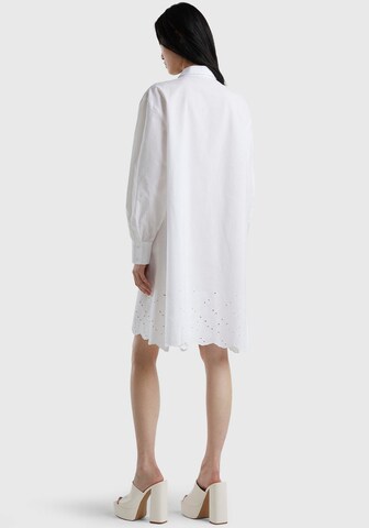 UNITED COLORS OF BENETTON Blusenkleid in Weiß