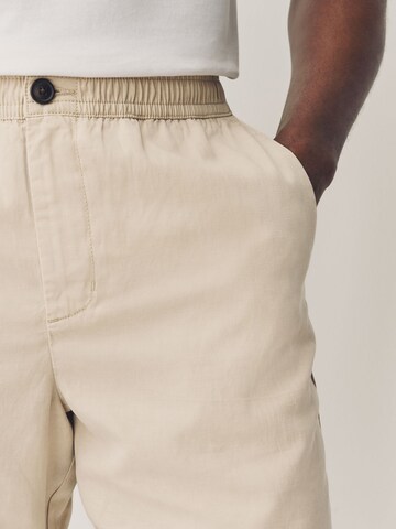 Next - regular Pantalón en gris