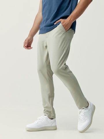 Regular Pantalon chino ' Ganges ' Born Living Yoga en beige : devant