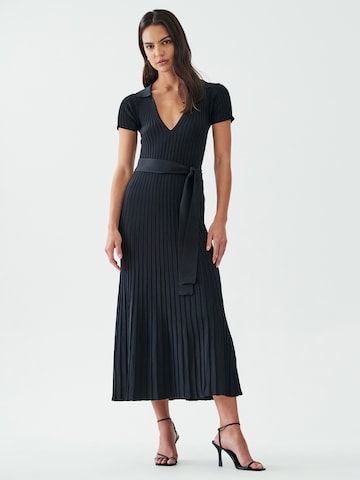 Calli Knitted dress 'Linsey' in Black: front