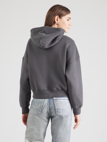 Abercrombie & Fitch - Sudadera en gris