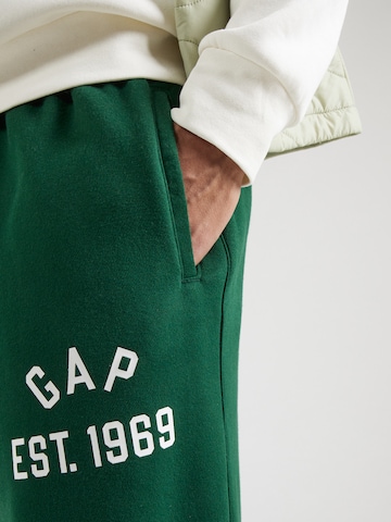 GAP Vrečasti Hlače | zelena barva