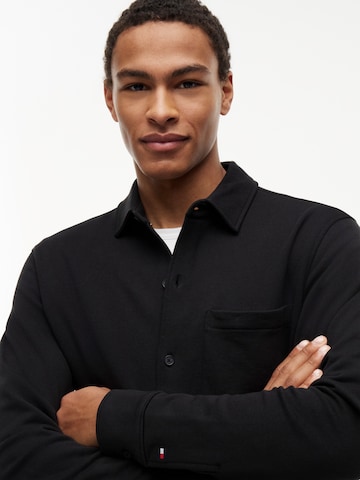 TOMMY HILFIGER Mikina 'ESSENTIAL' – černá