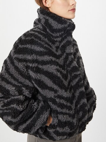 Veste mi-saison 'BURY' Pimkie en noir