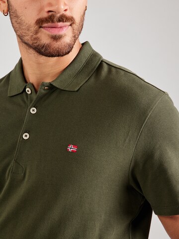 NAPAPIJRI Poloshirt 'EALIS' in Grün