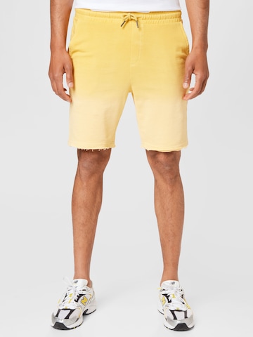 Only & Sons Pants in Yellow: front